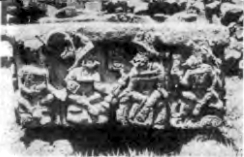 Детали алтарного каменного рельефа в Копане.